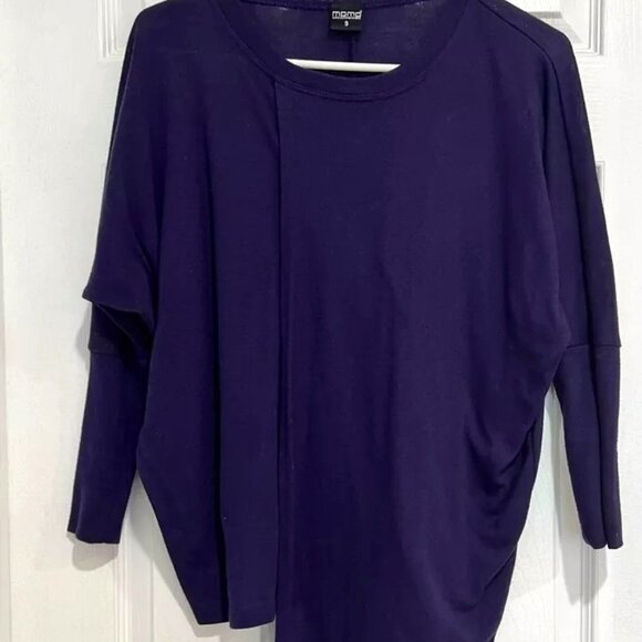 Women's MOMO Fashion Sweater Top Size Small NWT - Picture 1 of 6